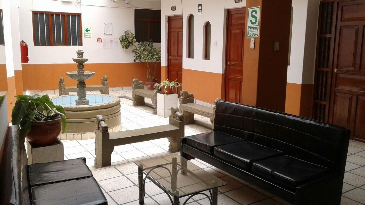 Imperio Hotel Cajamarca Buitenkant foto